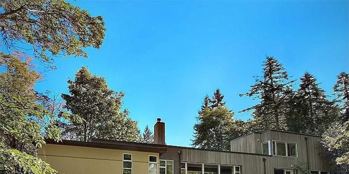 Bainbridge Hideaway Photo